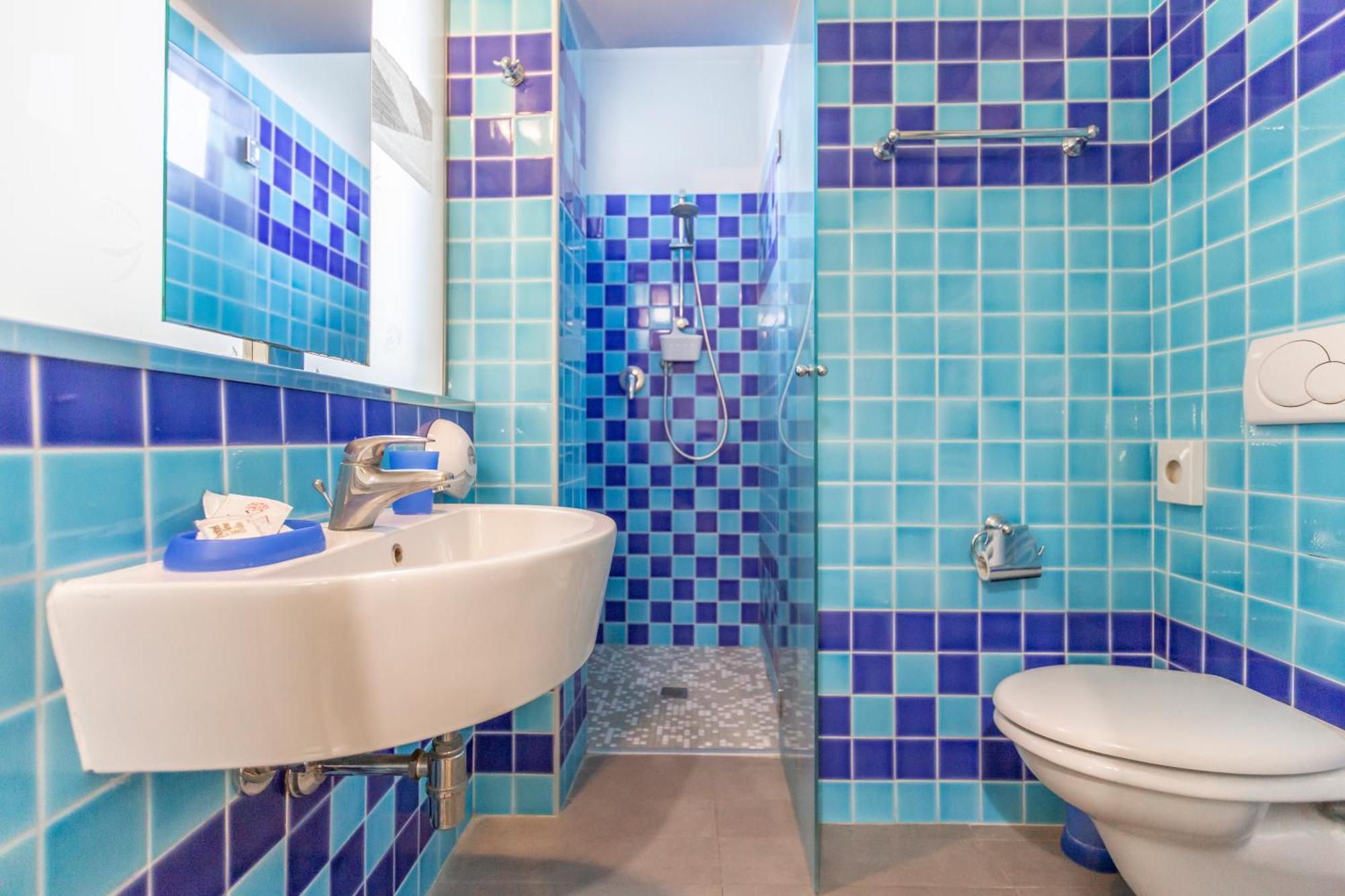 Hotel Vannucci Римини Экстерьер фото